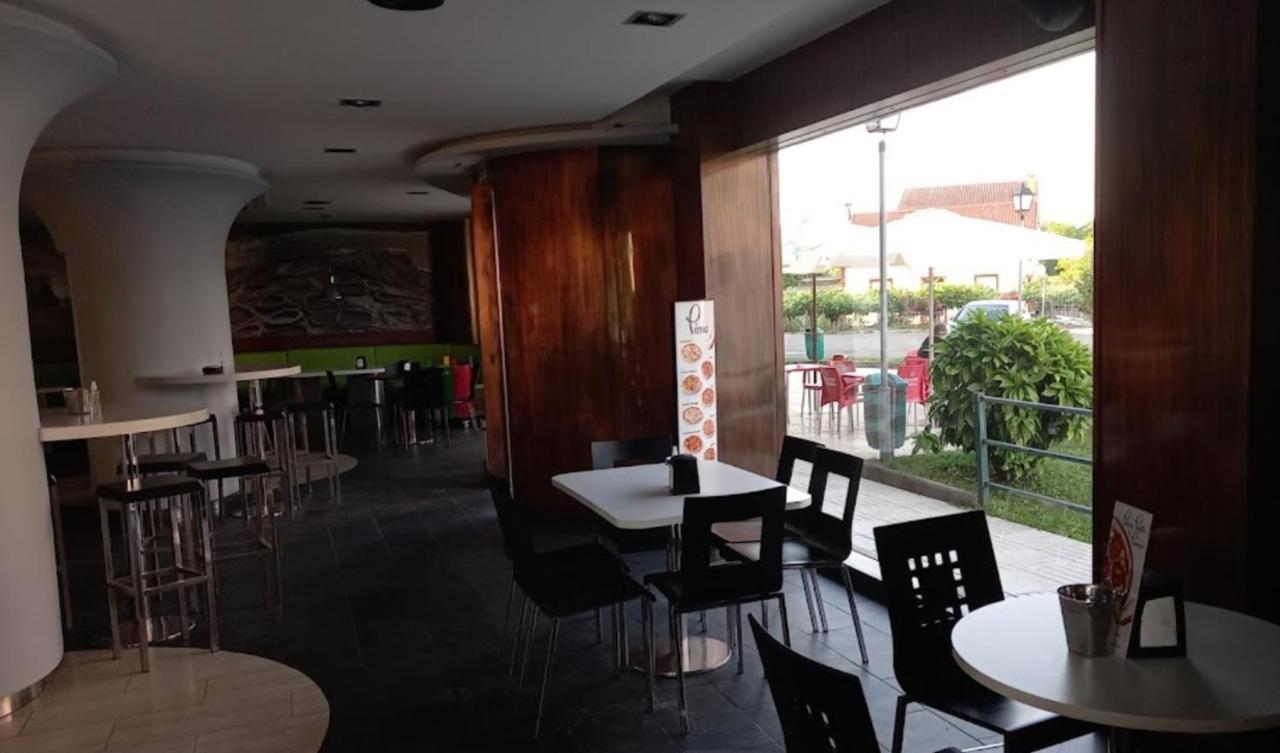 Albergue Cafeteria Rio Sar Padron Luaran gambar